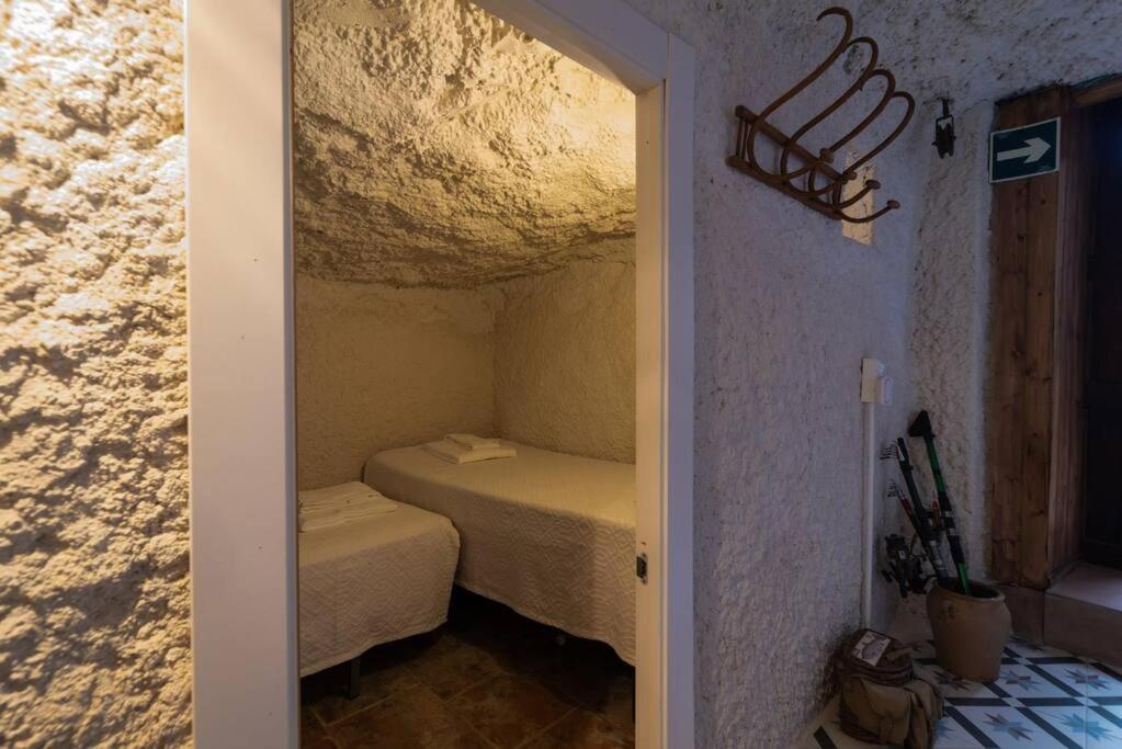 הוילה Benaguacil Cueva Con Jacuzzi A 20 Minutos De Valencia מראה חיצוני תמונה